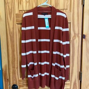 Love Ellie Neely Two Pocket Cardigan, Women’s Medium, New With Tags